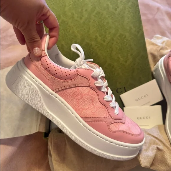 Gucci Pink and White Lace-Up Sneakers - Picture 2 of 9
